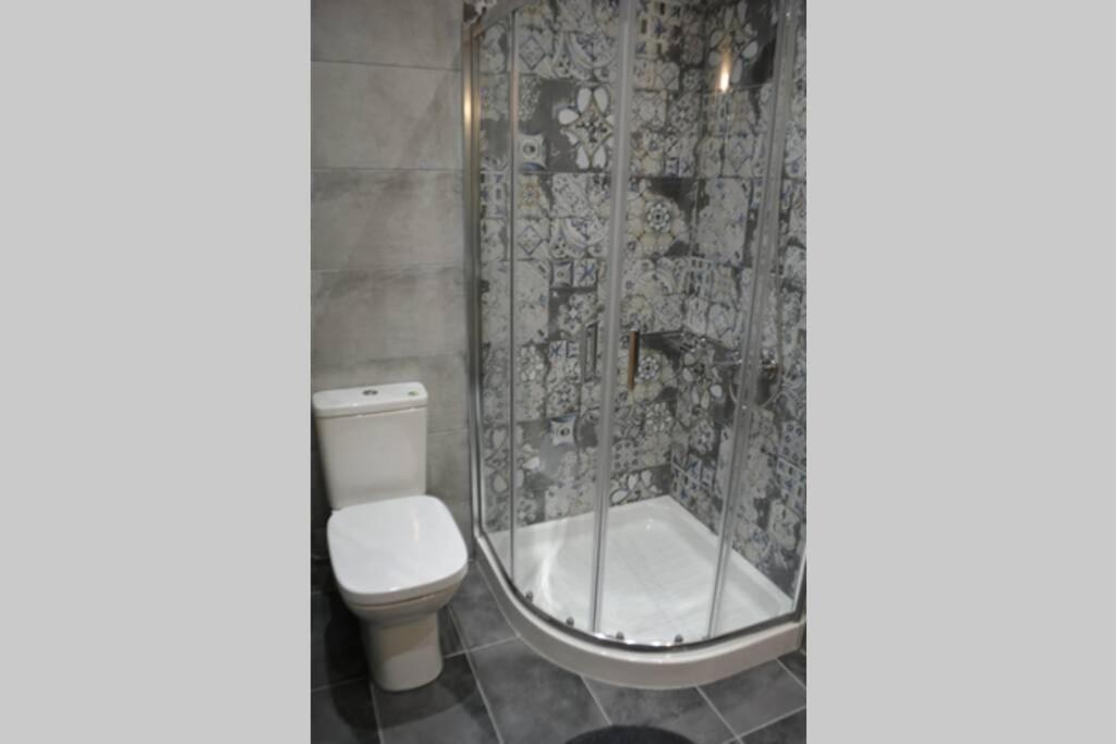 Marieli Apartment ぺラマ エクステリア 写真