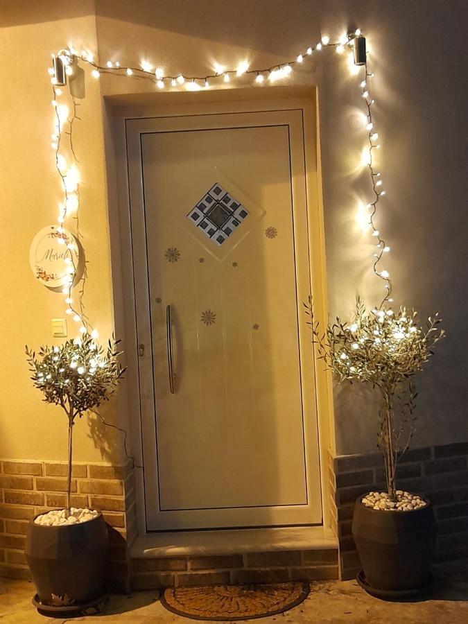 Marieli Apartment ぺラマ エクステリア 写真